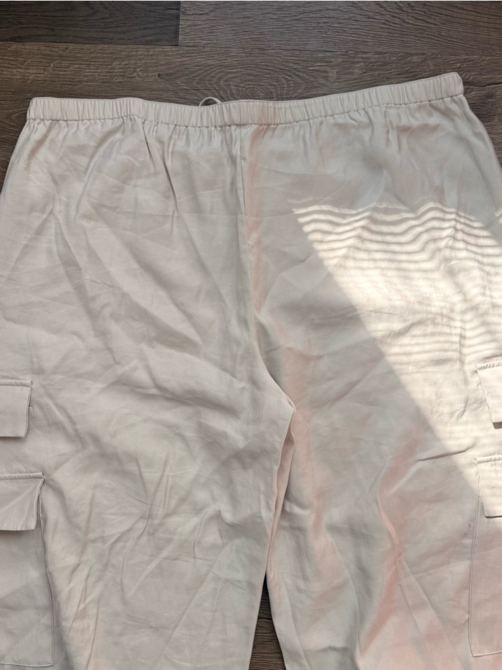 Abercrombie & Fitch Cream Wide Leg Cargo Pants - Picture 5 of 5